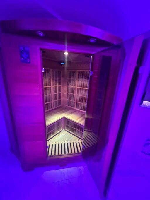 Maison Appartement Triplex Avec Jacuzzi Et Sauna แซงต์-เอเตียน ภายนอก รูปภาพ